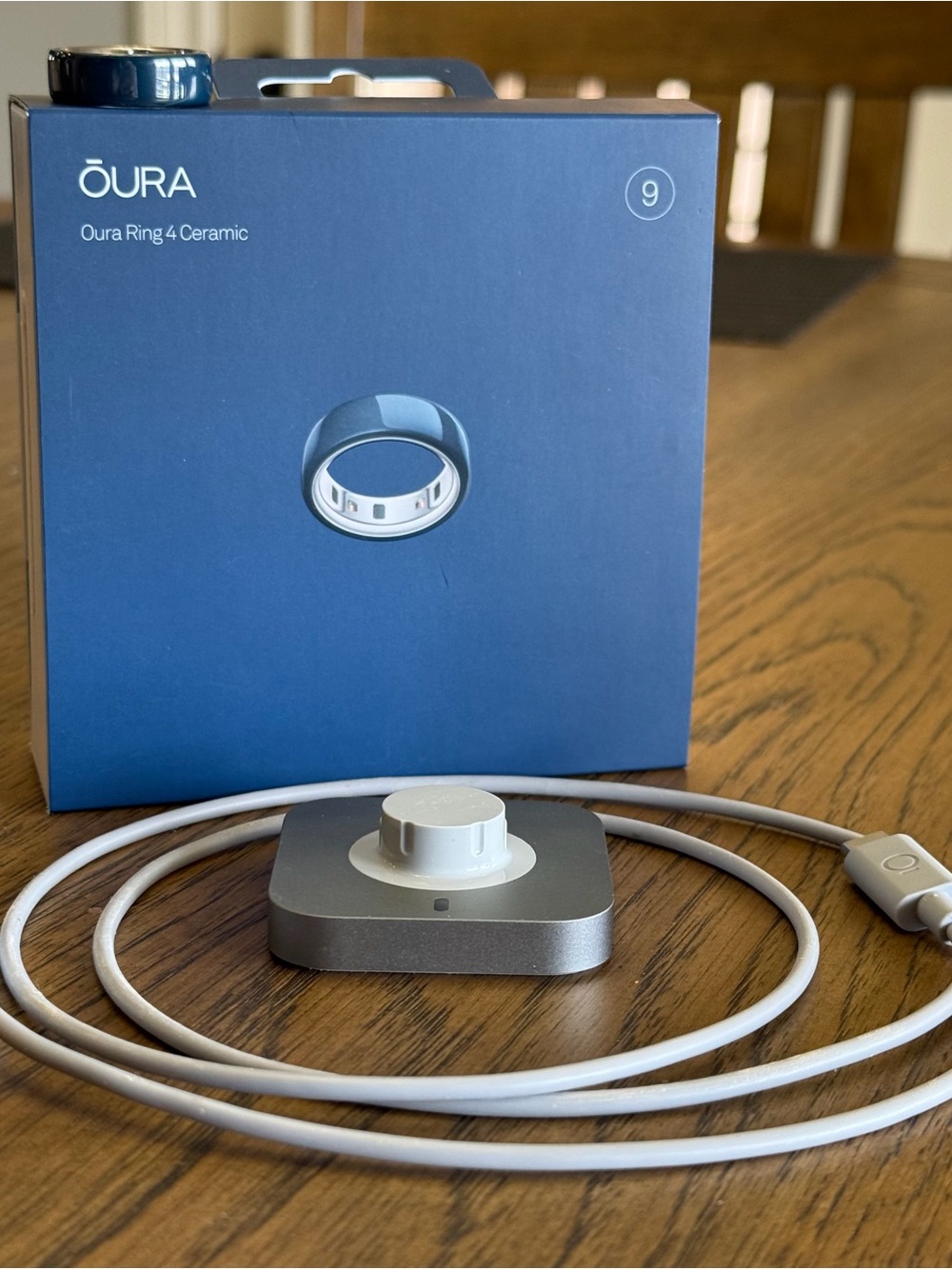 Oura Ring 4 Ceramic Midnight Blue